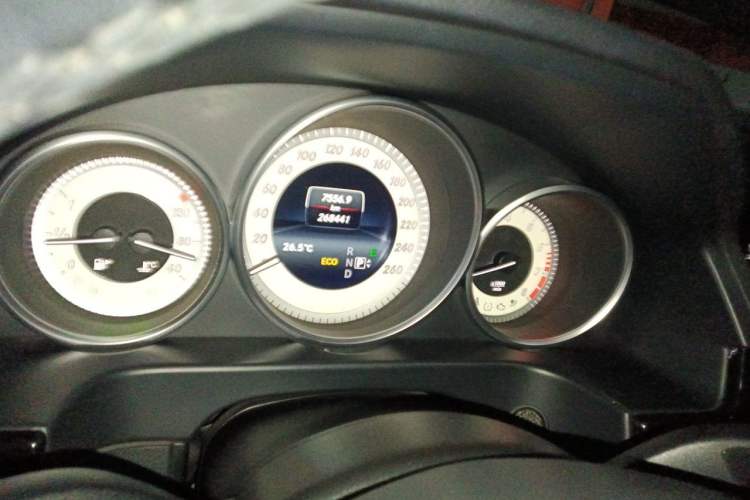 Used Mercedes-Benz E-Class 2015 E 200 L Sport Edition Instrument Cluster