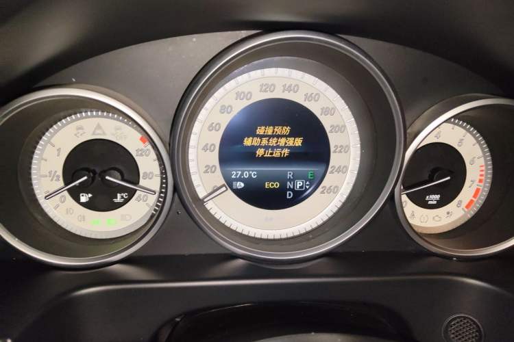 Used Mercedes-Benz E-Class 2015 E 260 L Sport Luxury Model Instrument Cluster