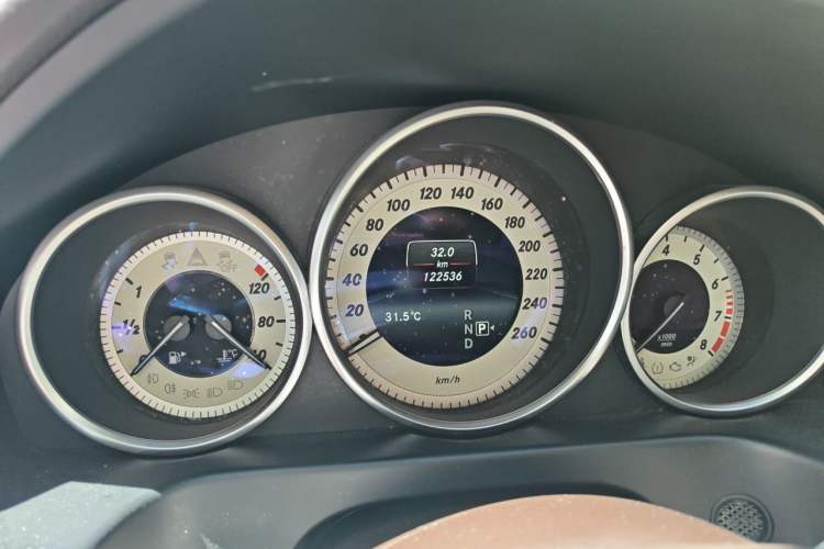 Used Mercedes-Benz E-Class 2015 E 200 L Sport Edition Instrument Cluster