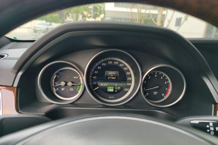Used Mercedes-Benz E-Class 2015 E 400 L Hybrid Instrument Cluster