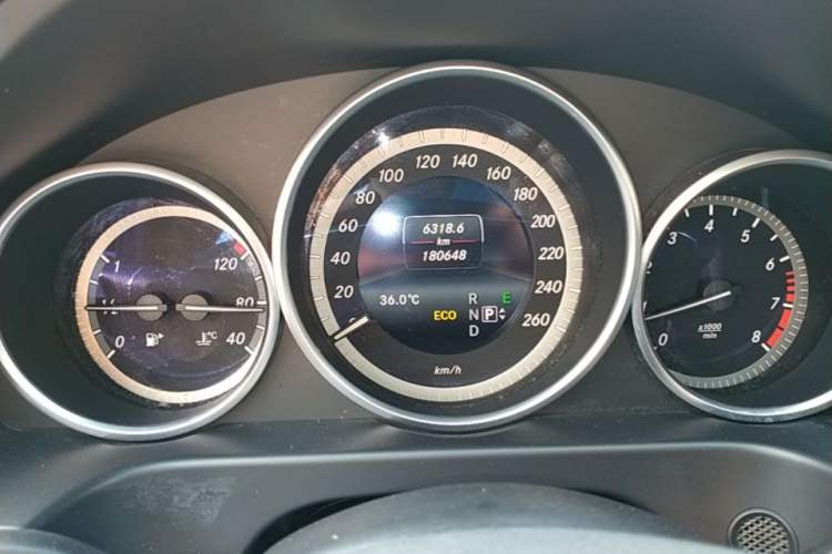 Used Mercedes-Benz E-Class 2015 Facelift E 200 L Instrument Cluster