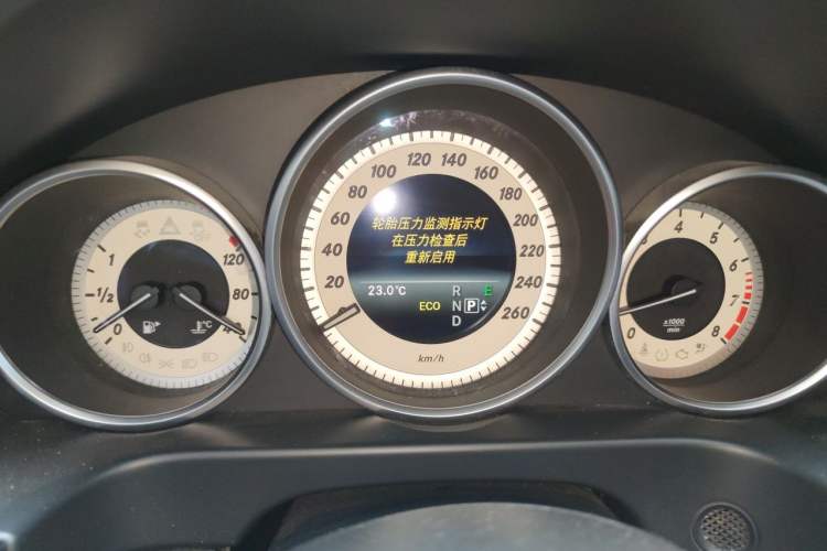 Used Mercedes-Benz E-Class 2015 E 200 L Sport Edition Instrument Cluster