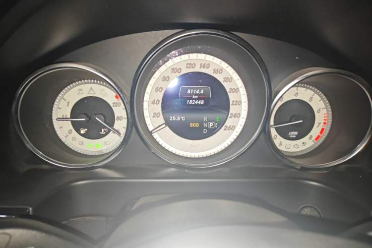 Used Mercedes-Benz E-Class 2015 E 260 L Sport Luxury Model Instrument Cluster
