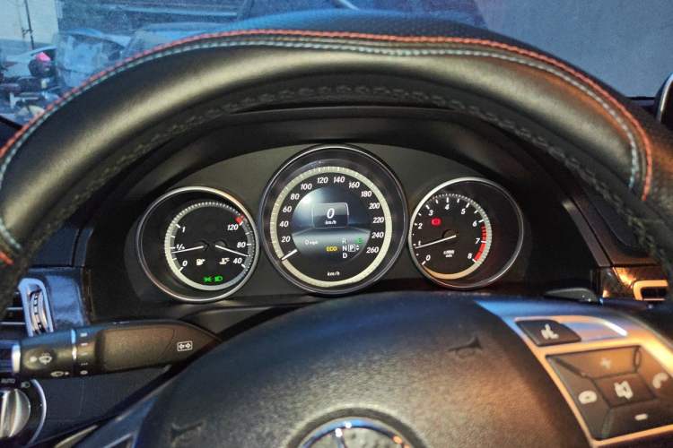 Used Mercedes-Benz E-Class 2015 E 200 L Instrument Cluster