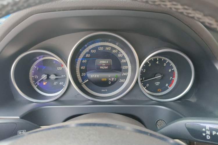 Used Mercedes-Benz E-Class 2015 E 200 L Instrument Cluster