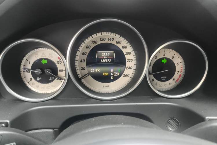 Used Mercedes-Benz E-Class 2015 E 320 L Sport 4MATIC Instrument Cluster