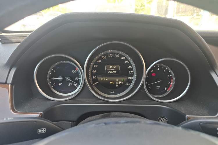 Used Mercedes-Benz E-Class 2015 Facelift E 200 L Instrument Cluster