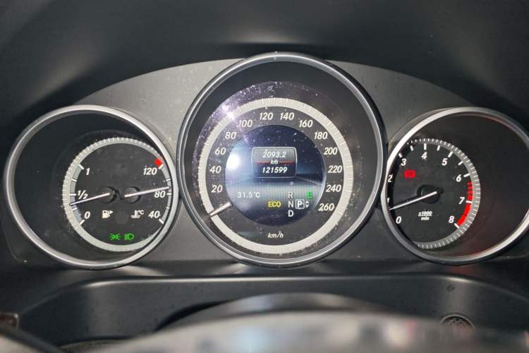Used Mercedes-Benz E-Class 2015 Facelift E 200 L Instrument Cluster