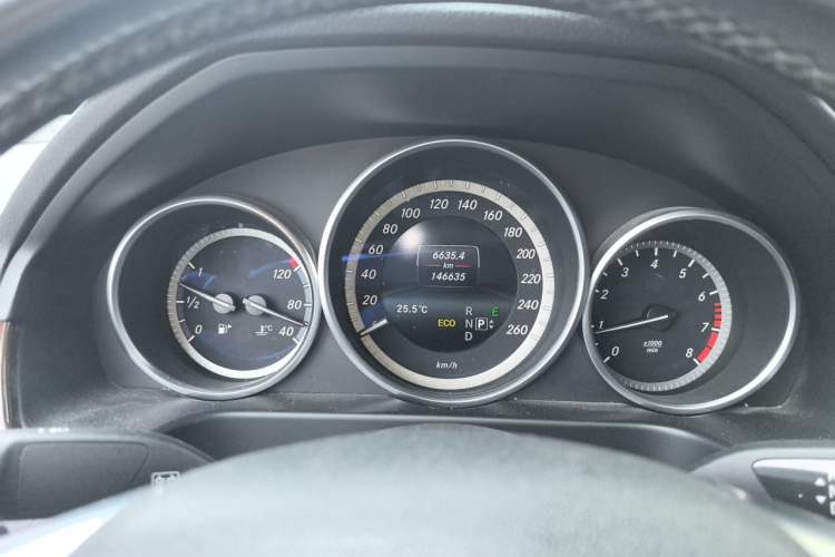 Used Mercedes-Benz E-Class 2015 Facelift E 260 L Luxury Edition Instrument Cluster