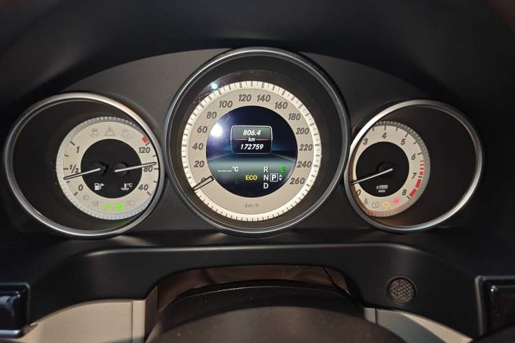 Used Mercedes-Benz E-Class 2015 Revised E 260 L Instrument Cluster