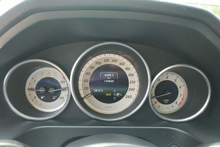 Used Mercedes-Benz E-Class 2015 Revised E 180 L Sport Edition Instrument Cluster