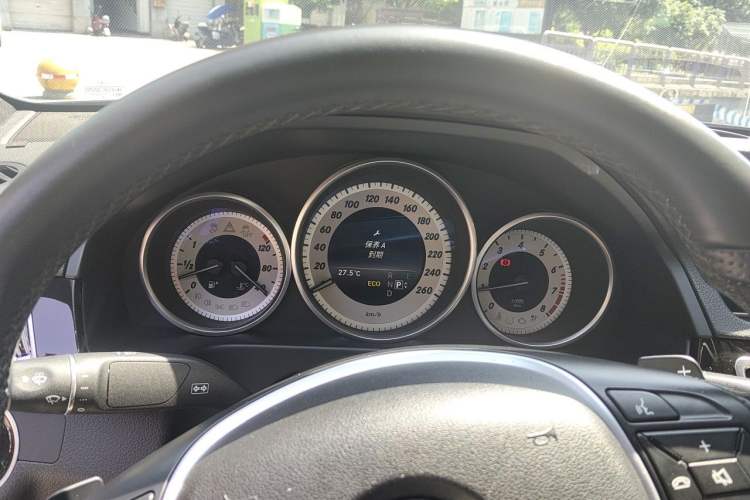 Used Mercedes-Benz E-Class 2015 E 260 L Sport & Fashion Model Instrument Cluster