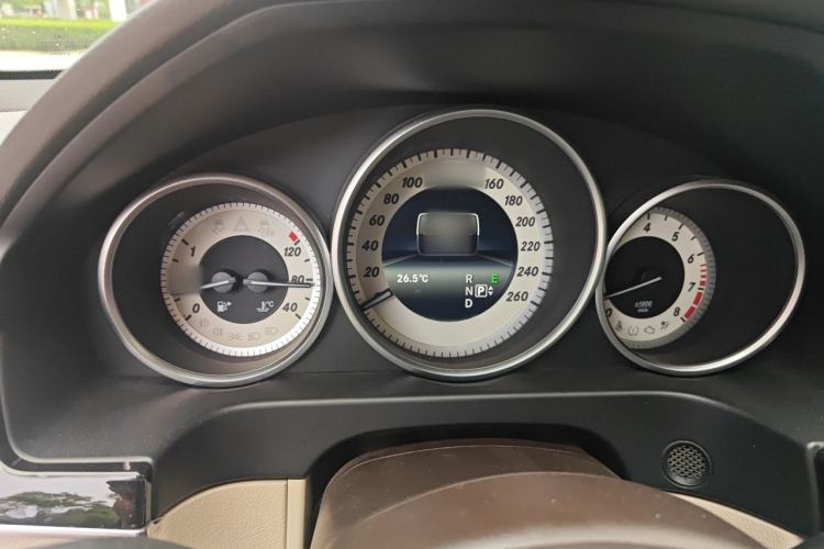 Used Mercedes-Benz E-Class 2015 E 260 L Sport & Fashion Model Instrument Cluster