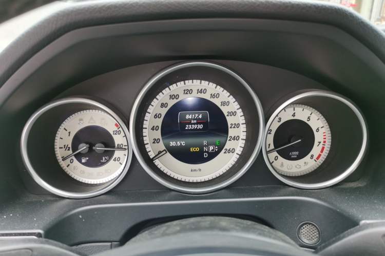 Used Mercedes-Benz E-Class 2015 Facelift E 200 L Sport Edition Instrument Cluster