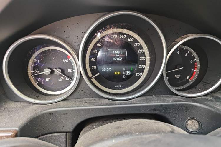 Used Mercedes-Benz E-Class 2015 Facelift E 200 L Instrument Cluster