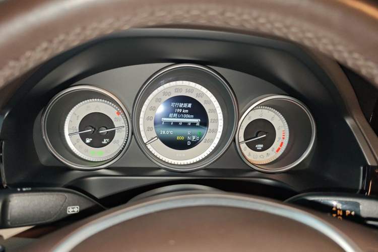 Used Mercedes-Benz E-Class 2015 Facelift E 180 L Instrument Cluster
