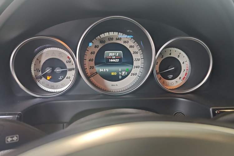 Used Mercedes-Benz E-Class 2015 Revised E 260 L Sporty and Stylish Edition Instrument Cluster