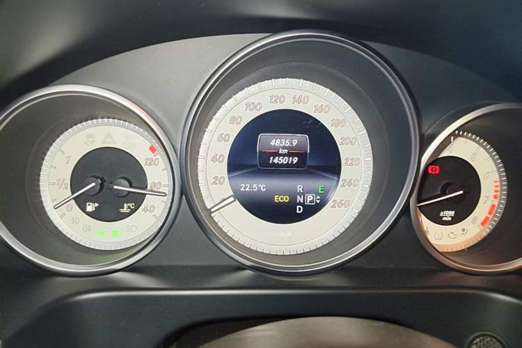 Used Mercedes-Benz E-Class 2015 Restyled E 260 L Sport Edition Instrument Cluster