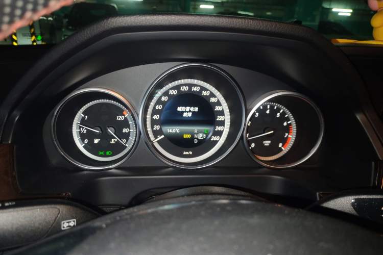 Used Mercedes-Benz E-Class 2015 E 260 L Instrument Cluster