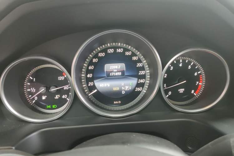 Used Mercedes-Benz E-Class 2015 Facelift E 200 L Instrument Cluster