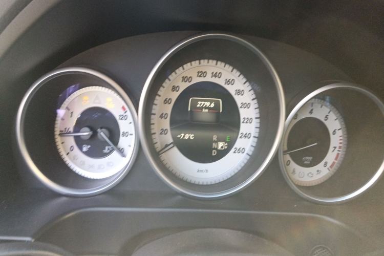 Used Mercedes-Benz E-Class 2015 E 260 L Sport Edition Instrument Cluster