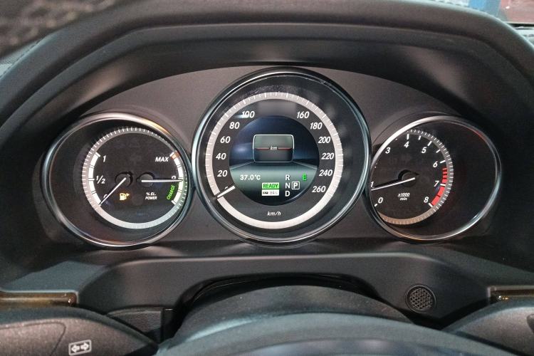 Used Mercedes-Benz E-Class 2015 E 400 L Hybrid Instrument Cluster