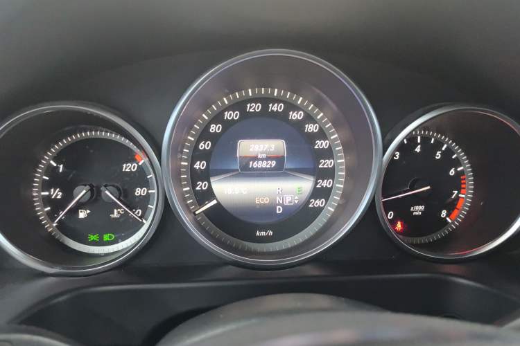 Used Mercedes-Benz E-Class 2015 E 320 L 4MATIC Instrument Cluster