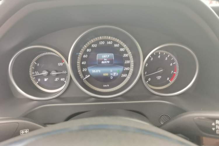 Used Mercedes-Benz E-Class 2015 E 320 L Luxury 4MATIC Instrument Cluster