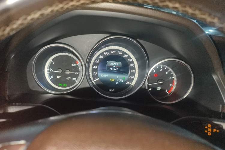 Used Mercedes-Benz E-Class 2015 E 200 L Instrument Cluster