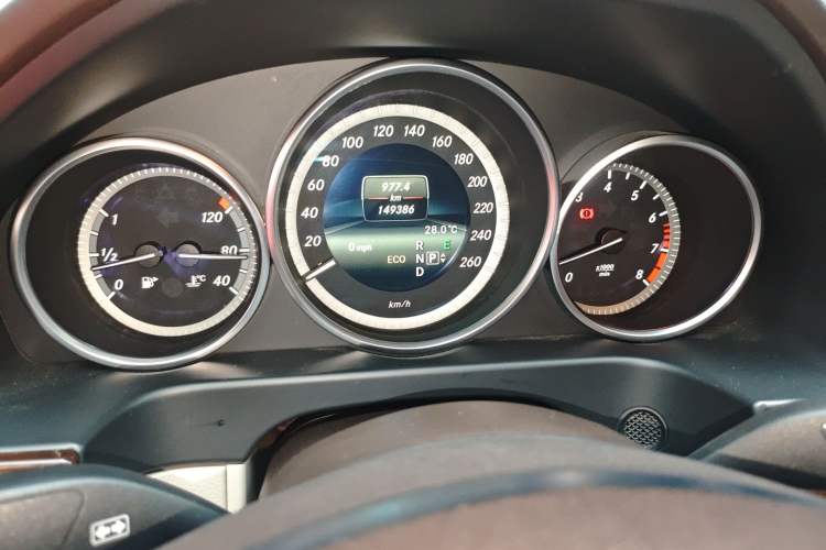 Used Mercedes-Benz E-Class 2015 E 200 L Instrument Cluster