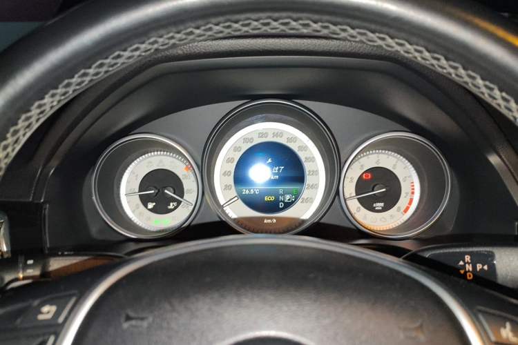 Used Mercedes-Benz E-Class 2015 Restyled E 260 L Sport Edition Instrument Cluster