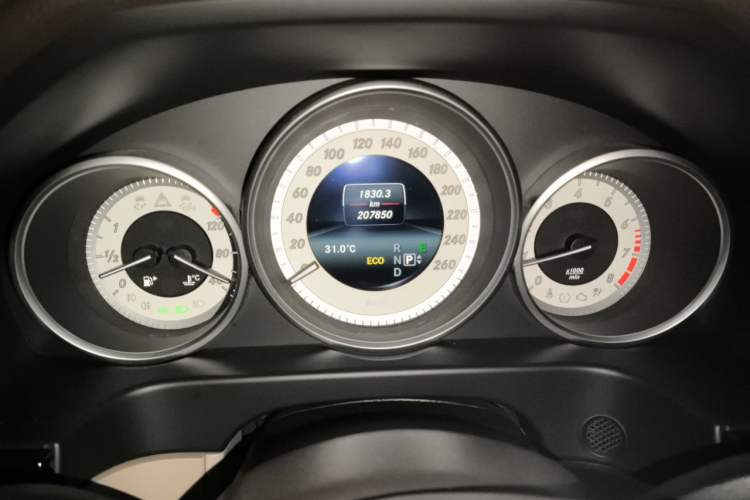 Used Mercedes-Benz E-Class 2015 Restyled E 260 L Sport Edition Instrument Cluster