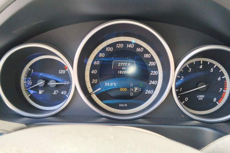 Used Mercedes-Benz E-Class 2015 E 260 L Instrument Cluster