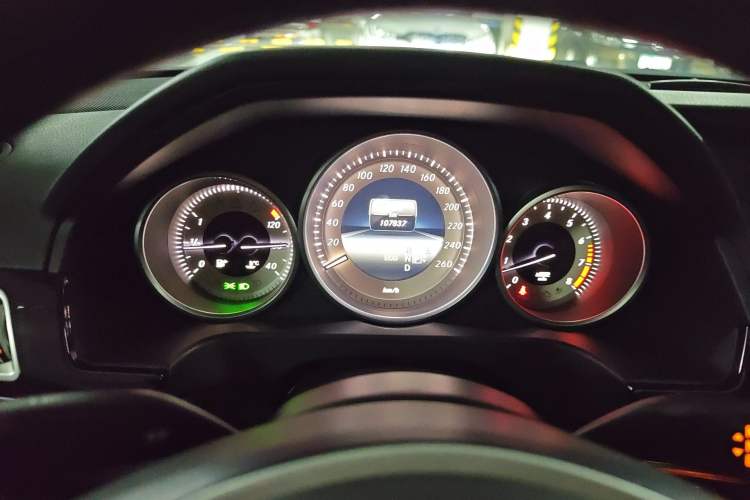 Used Mercedes-Benz E-Class 2015 Revised E 180 L Sport Edition Instrument Cluster