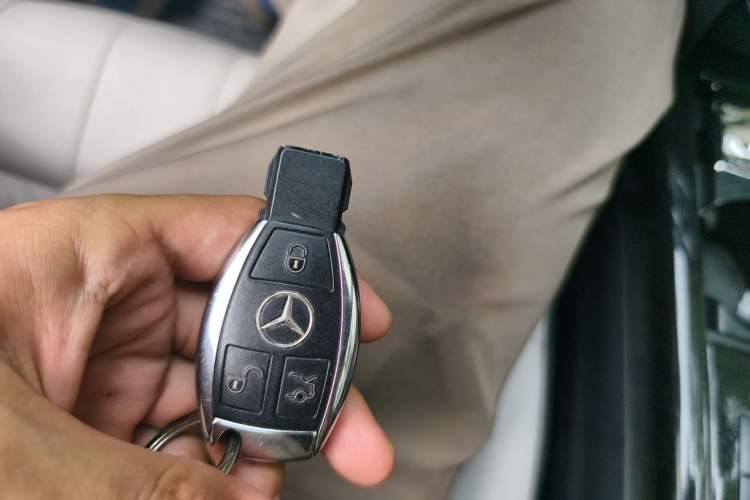Used Mercedes-Benz E-Class 2015 E 260 L Sport Edition Interior 1
