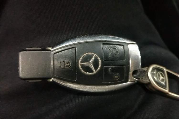 Used Mercedes-Benz E-Class 2015 E 320 L 4MATIC Interior 1