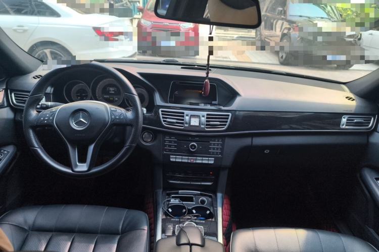 Used Mercedes-Benz E-Class 2015 Revised E 260 L Sporty and Stylish Edition Interior 2