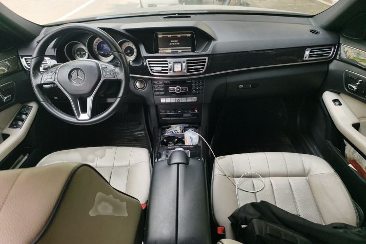 Used Mercedes-Benz E-Class 2015 E 260 L Sport Edition Interior 2