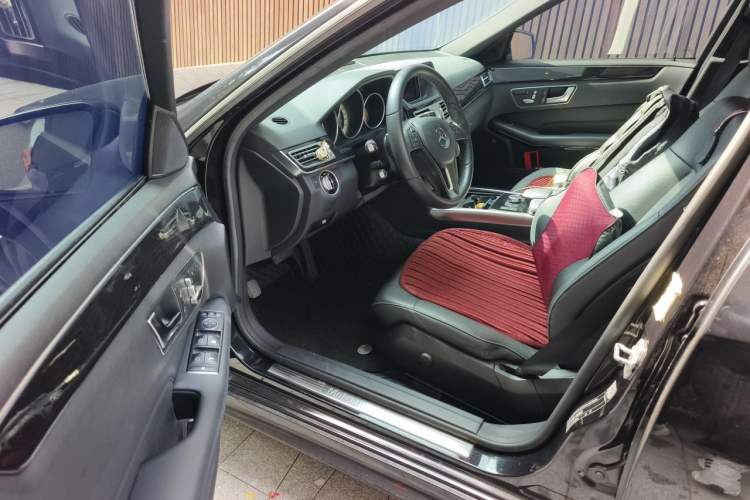 Used Mercedes-Benz E-Class 2015 Restyled E 260 L Sport Edition Interior 3