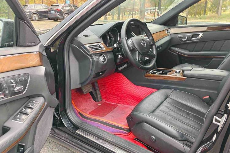 Used Mercedes-Benz E-Class 2015 E 400 L Hybrid Interior 3
