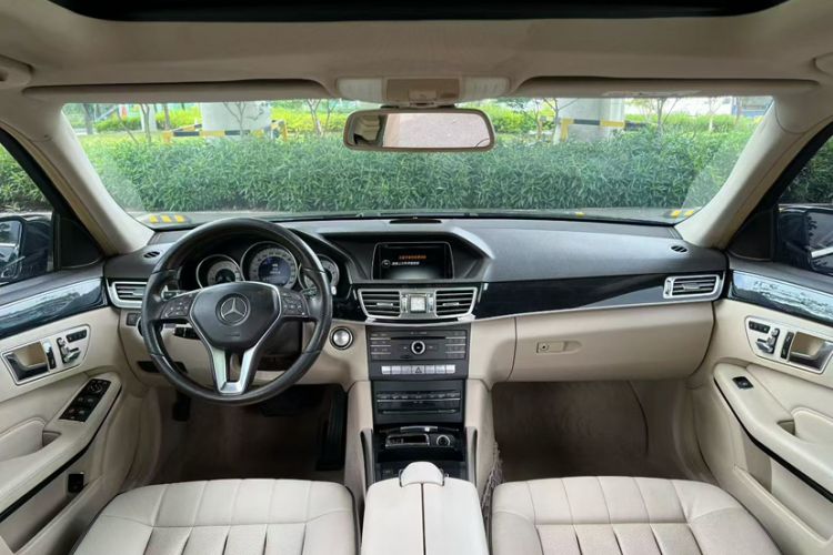 Used Mercedes-Benz E-Class 2015 Restyled E 260 L Sport Edition Interior 4