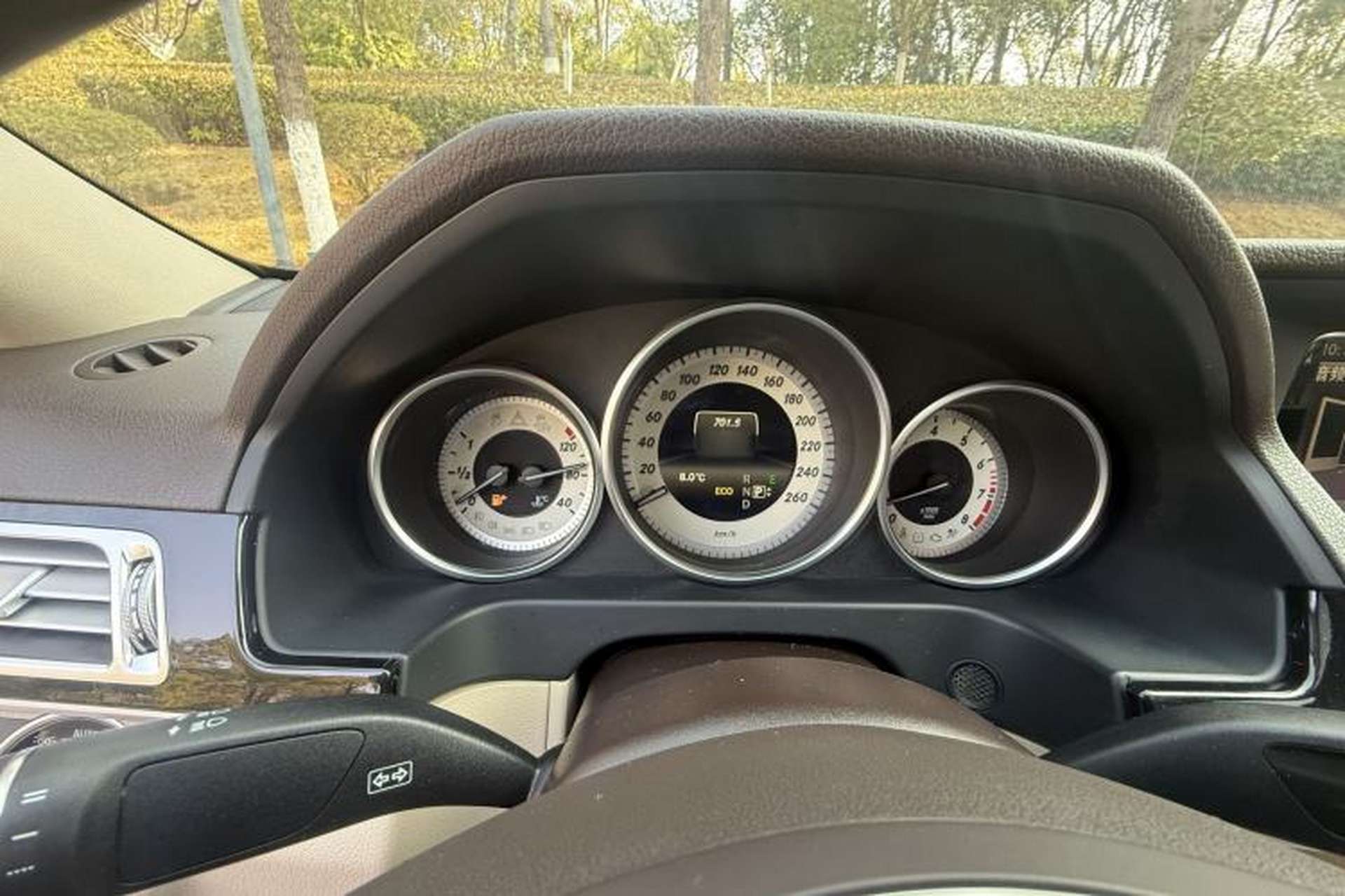 Used Mercedes-Benz E-Class 2015 E 260 L Sport Edition Interior 5