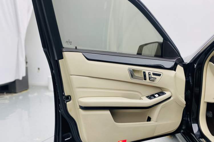 Used Mercedes-Benz E-Class 2015 Restyled E 260 L Sport Edition Interior 6