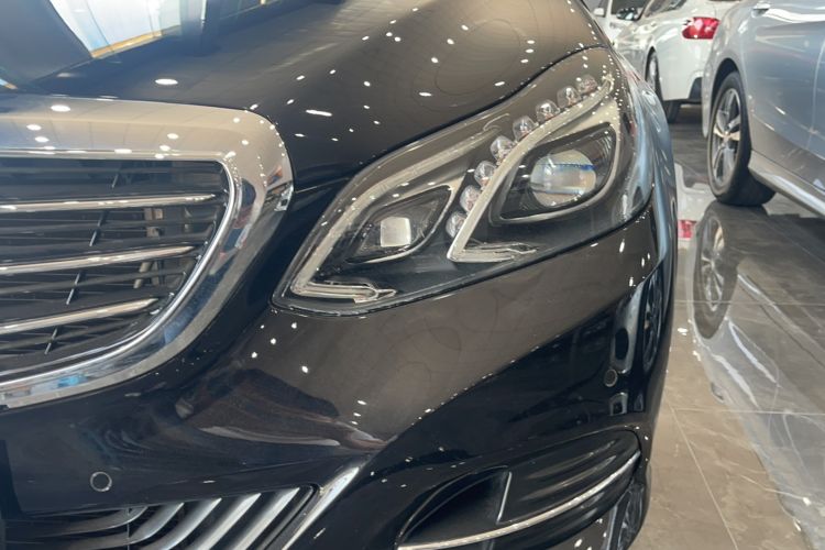 Used Mercedes-Benz E-Class 2015 E 400 L Hybrid Left Front Headlight