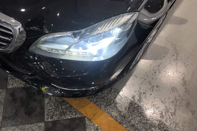 Used Mercedes-Benz E-Class 2015 E 320 L 4MATIC Left Front Headlight