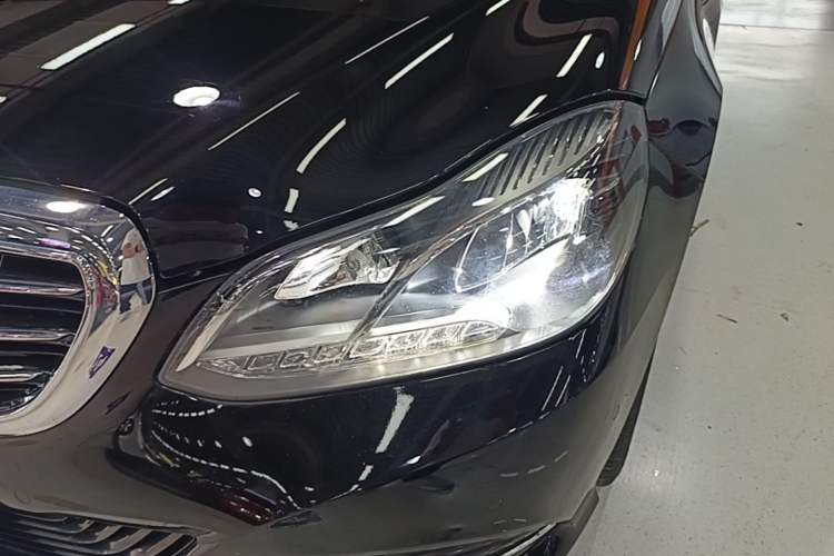 Used Mercedes-Benz E-Class 2015 Facelift E 200 L Left Front Headlight