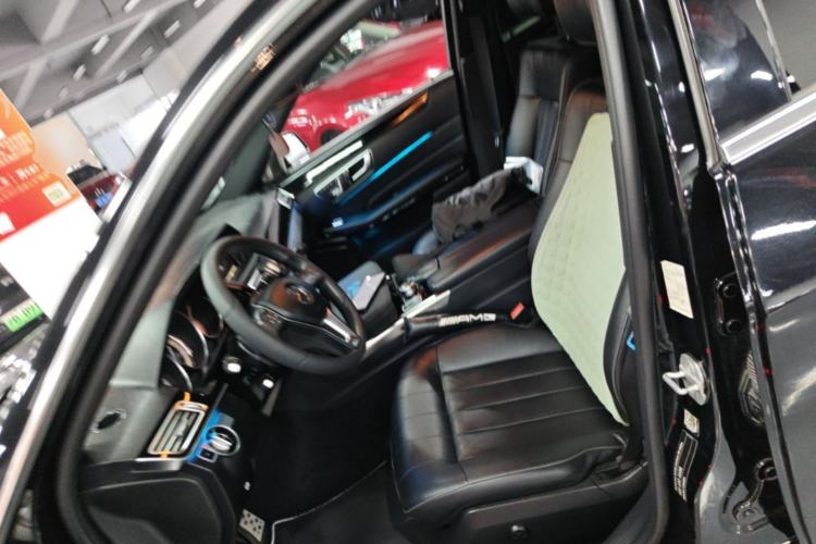Used Mercedes-Benz E-Class 2015 E 260 L Sport & Fashion Model Left Front Seat