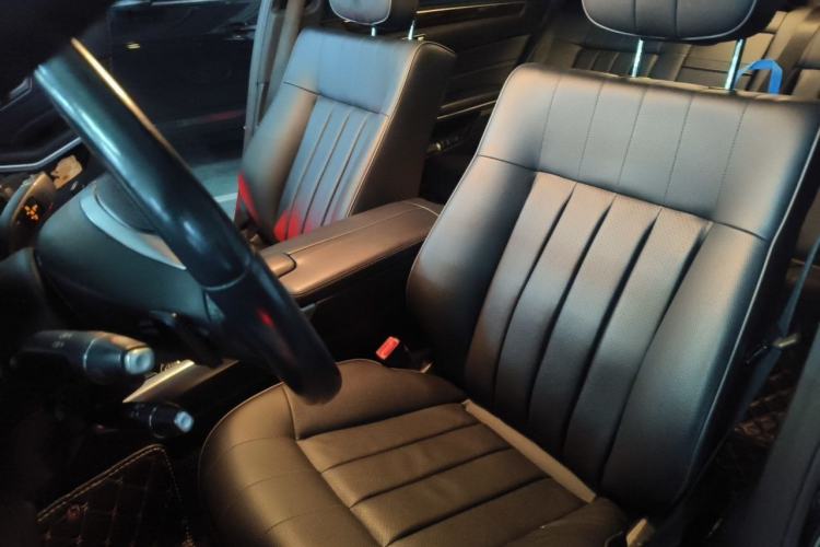 Used Mercedes-Benz E-Class 2015 Facelift E 200 L Left Front Seat