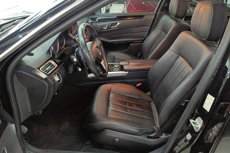 Used Mercedes-Benz E-Class 2015 Revised E 260 L Sporty and Stylish Edition Left Front Seat
