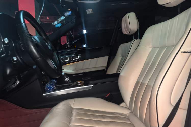 Used Mercedes-Benz E-Class 2015 Revised E 260 L Sport Luxury Edition Left Front Seat